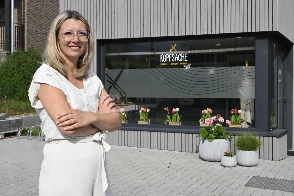 Salon Kopfsache in Walhorn, Außenansicht
